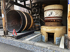 かつて使用していた酒米を蒸す甑(こしき) イメージ